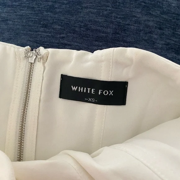 white fox corset - Picture 7 of 7